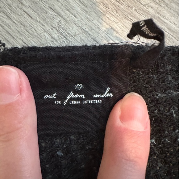 Sweater - Picture 7 of 7